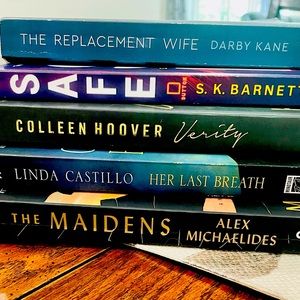 Bundle of 5 great summer fiction reads.